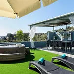 Royal Luxury Studios